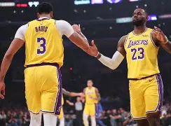 爱游戏体育-转会期新奥尔良鹈鹕备战国王杯浓眉哥连续五场比赛得分超过比分优势明显，窗口期休斯敦火箭调整名单以备国王杯直接炸裂